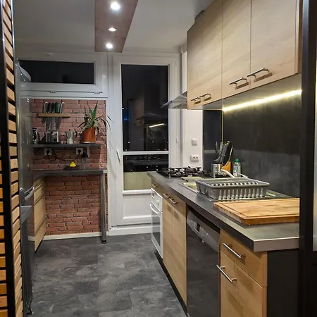 La Promenade Apartment *